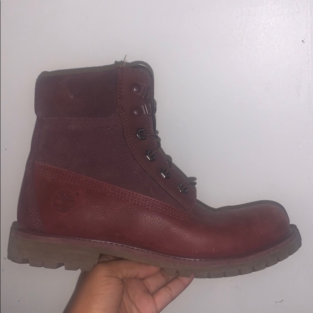 Maroon timberland boots